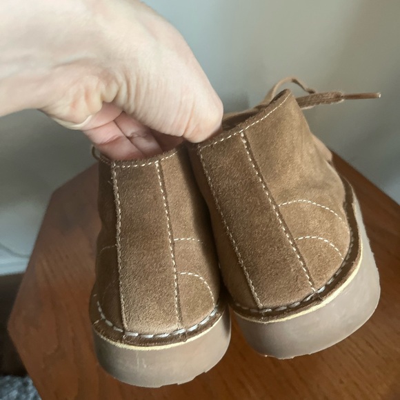 L.L. Bean Women's Stonington Chukkas, Suede Size 6.5 Medium Toasted Coconut - Picture 9 of 11